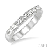 1/2 Ctw 7 Stone Round Cut Diamond Wedding Band in 14K White Gold