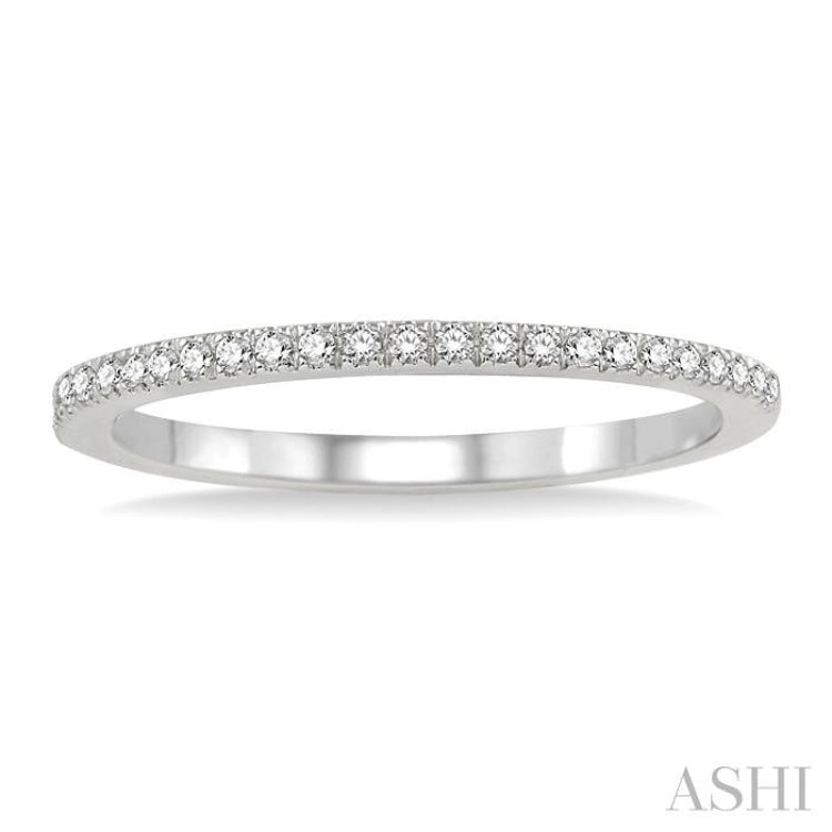 1/10 Ctw Round Cut Diamond Wedding Band in 14K White Gold 1/10 Ctw Round Cut Diamond Wedding Band in 14K White Gold