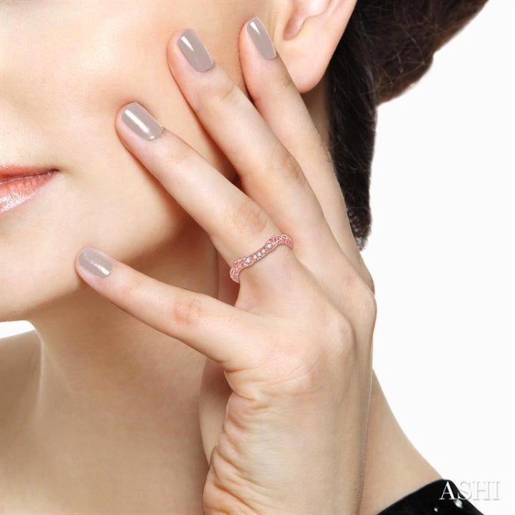 1/10 Ctw Round Cut Diamond Wedding Band in 14K Rose Gold 1/10 Ctw Round Cut Diamond Wedding Band in 14K Rose Gold