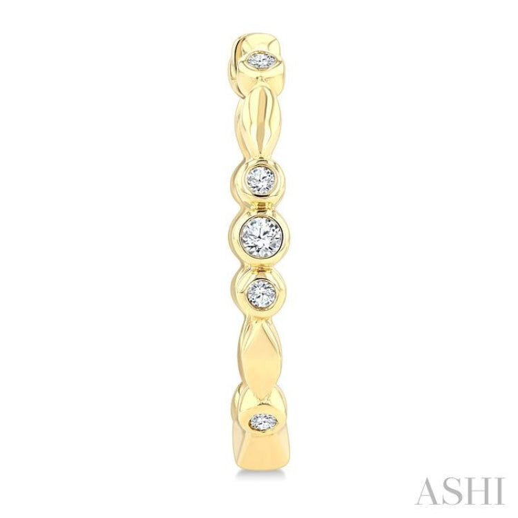 1/10 Ctw Round Cut Diamond Fashion Hoop Earrings in 10K Yellow Gold 1/10 Ctw Round Cut Diamond Fashion Hoop Earrings in 10K Yellow Gold