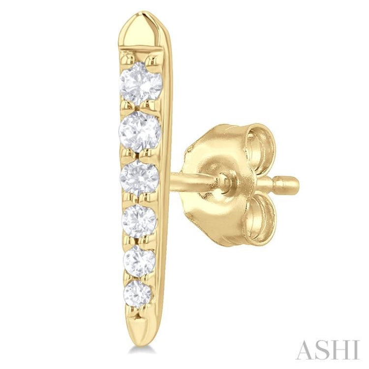 1/10 Ctw Petite Vertical Bar Graduated Round Cut Diamond Fashion Stud Earring in 10K Yellow Gold 1/10 Ctw Petite Vertical Bar Graduated Round Cut Diamond Fashion Stud Earring in 10K Yellow Gold
