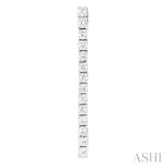 1/2 Ctw Single Line Drop Round Cut Diamond Tennis Earring in 14K White Gold 1/2 Ctw Single Line Drop Round Cut Diamond Tennis Earring in 14K White Gold