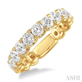 2 Ctw Diamond Matching Wedding Band in 18K Yellow Gold