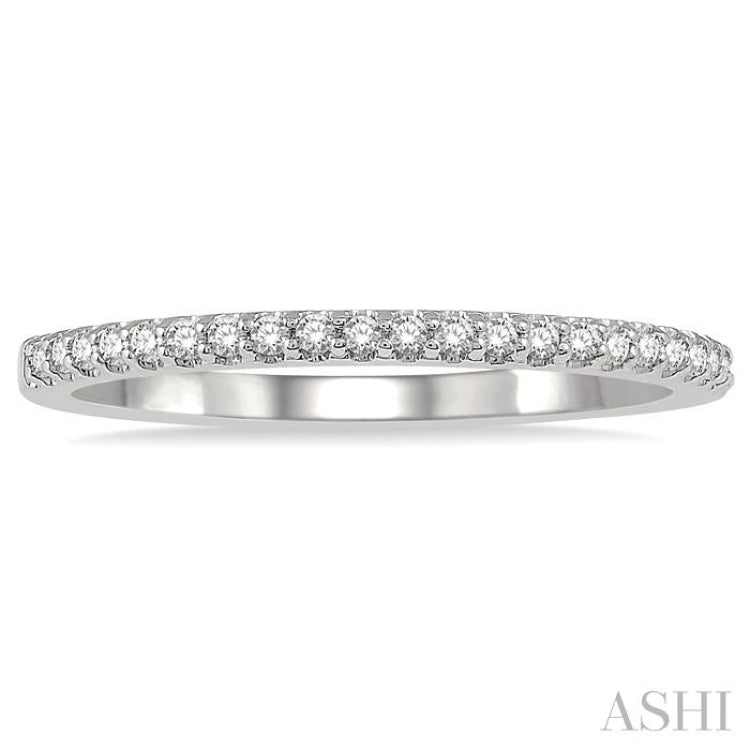 1/10 Ctw Round Cut Diamond Wedding Band in 14K White Gold 1/10 Ctw Round Cut Diamond Wedding Band in 14K White Gold