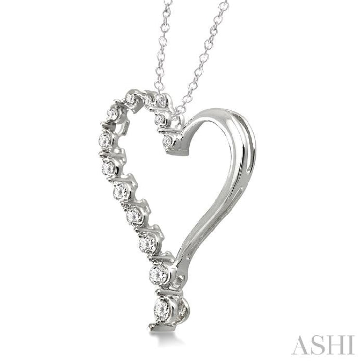 1/10 Ctw Round Cut Diamond Heart Pendant in Sterling Silver with Chain 1/10 Ctw Round Cut Diamond Heart Pendant in Sterling Silver with Chain