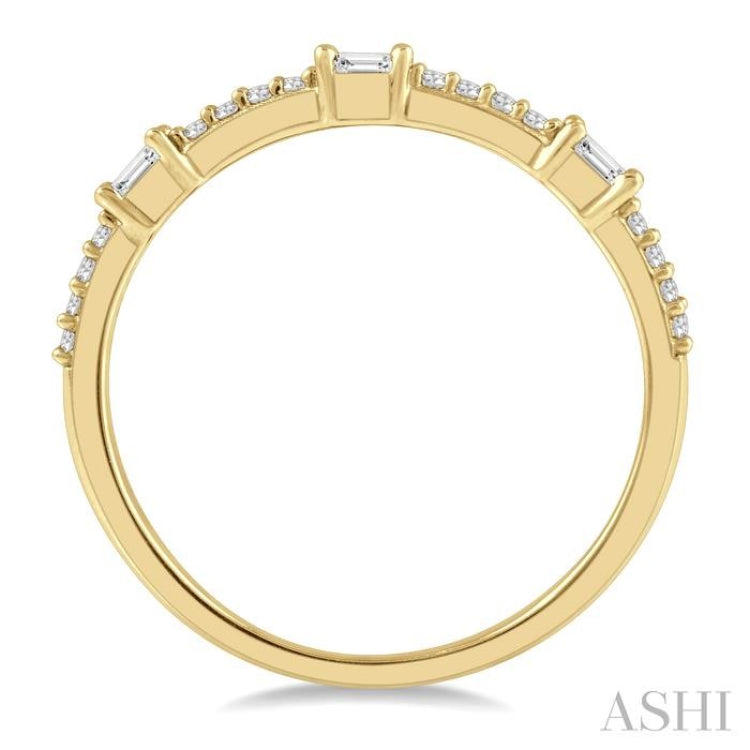 1/5 Ctw Baguette and Round Cut Diamond Stackable Petite Fashion Band in 10K Yellow Gold 1/5 Ctw Baguette and Round Cut Diamond Stackable Petite Fashion Band in 10K Yellow Gold
