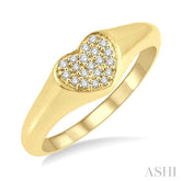 1/10 Ctw Heart Signet Round Cut Diamond Stackable Ring in 10K Yellow Gold