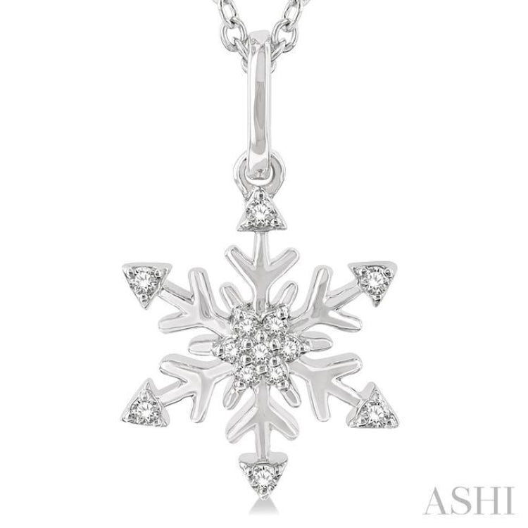 1/10 Ctw Petite Snowflake Round Cut Diamond Fashion Pendant With Chain in 10K White Gold 1/10 Ctw Petite Snowflake Round Cut Diamond Fashion Pendant With Chain in 10K White Gold