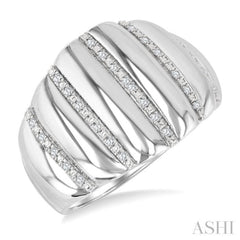 1/10 Ctw Ribbed Dome Shape Round Cut Diamond Bold Wide Fashion Band in Sterling Silver 1/10 Ctw Ribbed Dome Shape Round Cut Diamond Bold Wide Fashion Band in Sterling Silver