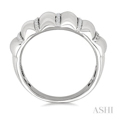 1/10 Ctw Ribbed Dome Shape Round Cut Diamond Bold Wide Fashion Band in Sterling Silver 1/10 Ctw Ribbed Dome Shape Round Cut Diamond Bold Wide Fashion Band in Sterling Silver
