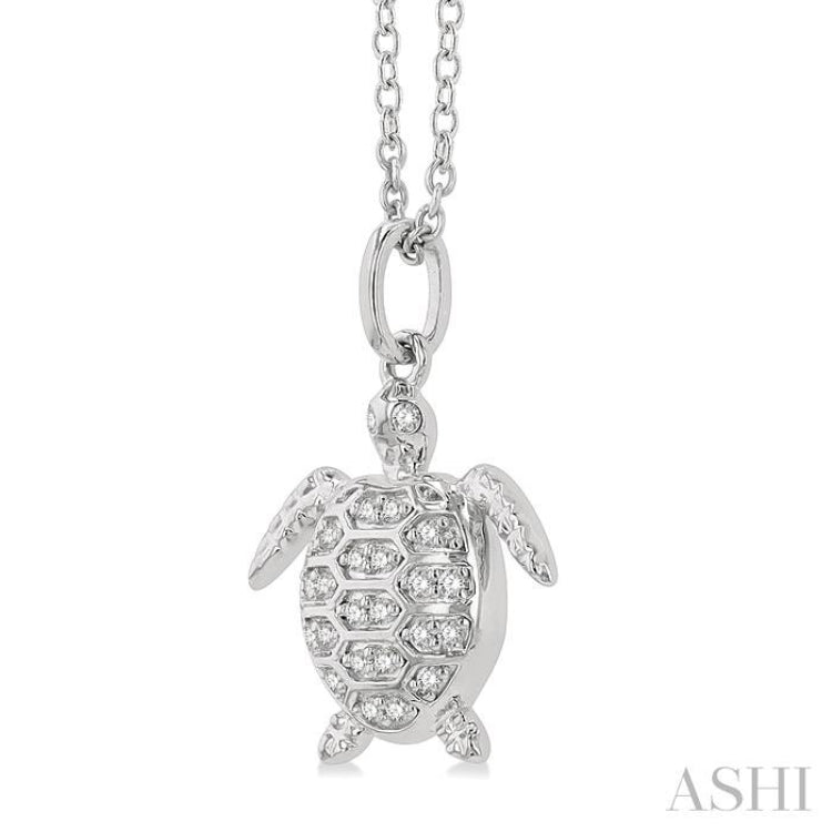 1/10 Ctw Petite Sea Life Turtle Round Cut Diamond Fashion Pendant With Chain in 10K White Gold 1/10 Ctw Petite Sea Life Turtle Round Cut Diamond Fashion Pendant With Chain in 10K White Gold