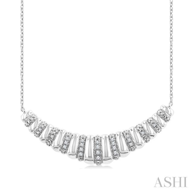 1/10 Ctw Ribbed Dome Shape Single Cut Diamond Bold Fashion Pendant With Chain in Sterling Silver 1/10 Ctw Ribbed Dome Shape Single Cut Diamond Bold Fashion Pendant With Chain in Sterling Silver