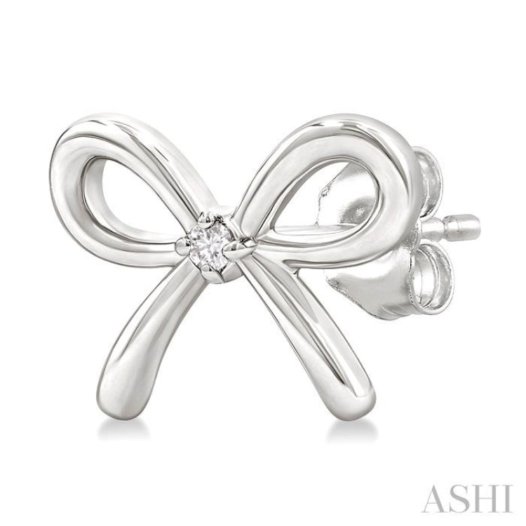1/50 Ctw Bow Round Cut Diamond Fashion Earrings in Sterling Silver