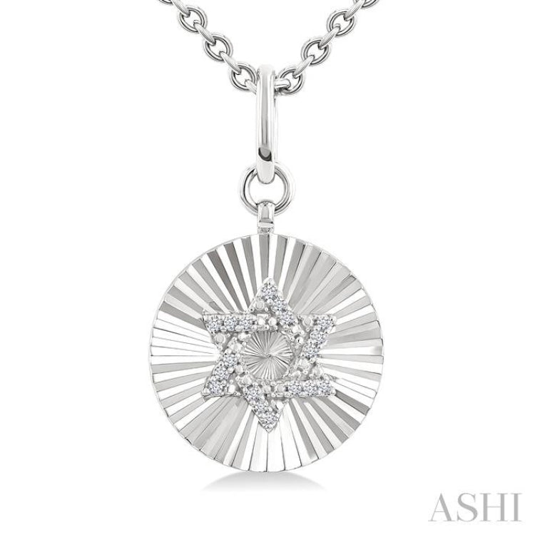 1/10 Ctw Round Fluted Medallion Single Cut Diamond Star of David Pendant With Chain in Sterling Silver