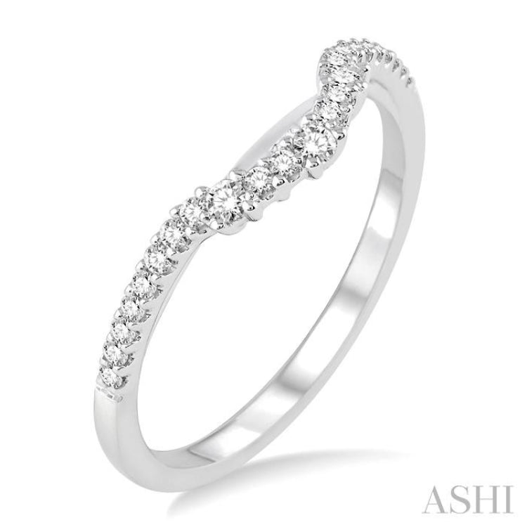 1/5 Ctw Round Cut Diamond Wedding Band in 14K White Gold