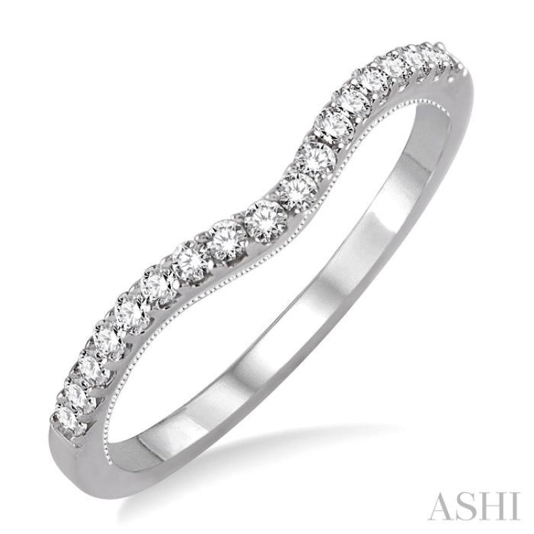 1/4 Ctw Round Cut Diamond Wedding Band in 14K White Gold