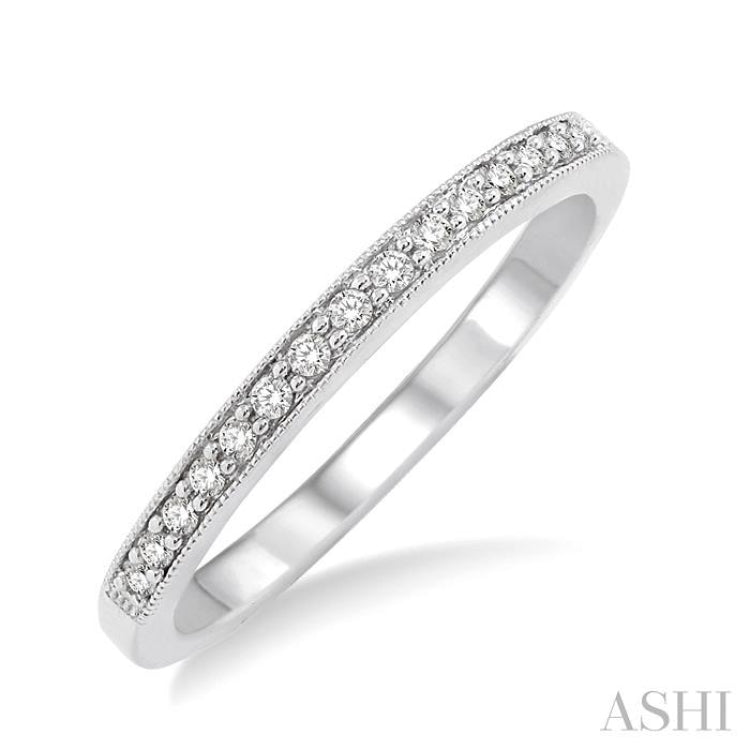 1/6 Ctw Round Cut Diamond Wedding Band in 14K White Gold