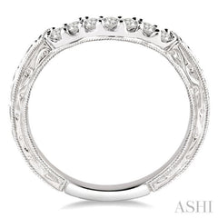 1/5 Ctw Round Cut Diamond Wedding Band in 14K White Gold