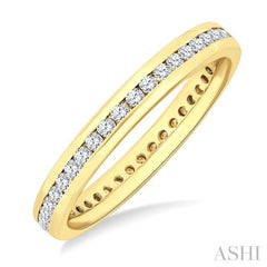 1/2 ctw Channel Round Cut Diamond Eternity Wedding Band in 14K Yellow Gold