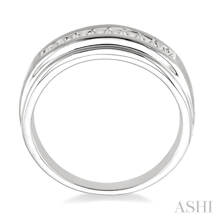 1/6 Ctw Round Diamond Men's Ring in 10K White Gold