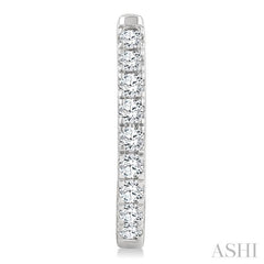 .50CTRDDM OVAL HOOP ER WG 14K-G*