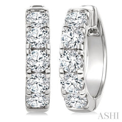 4.00CTRDDM ROUND DM HOOP ER WG 14K-G*