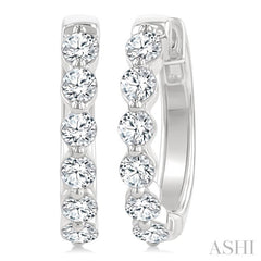 1.00CTRDDM SINGL PRONG HOOP ER WG 14K-G*