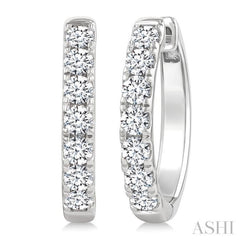2.00CTRDDM OVAL HOOP ER WG 14K-G*