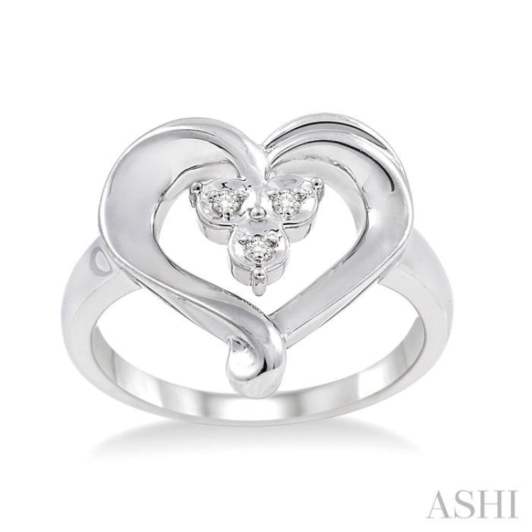 1/50 Ctw Round Cut Diamond Heart Ring in Sterling Silver