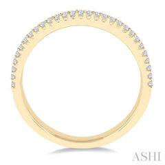 1/3 Ctw Round Diamond Wedding Band in 14K Yellow Gold