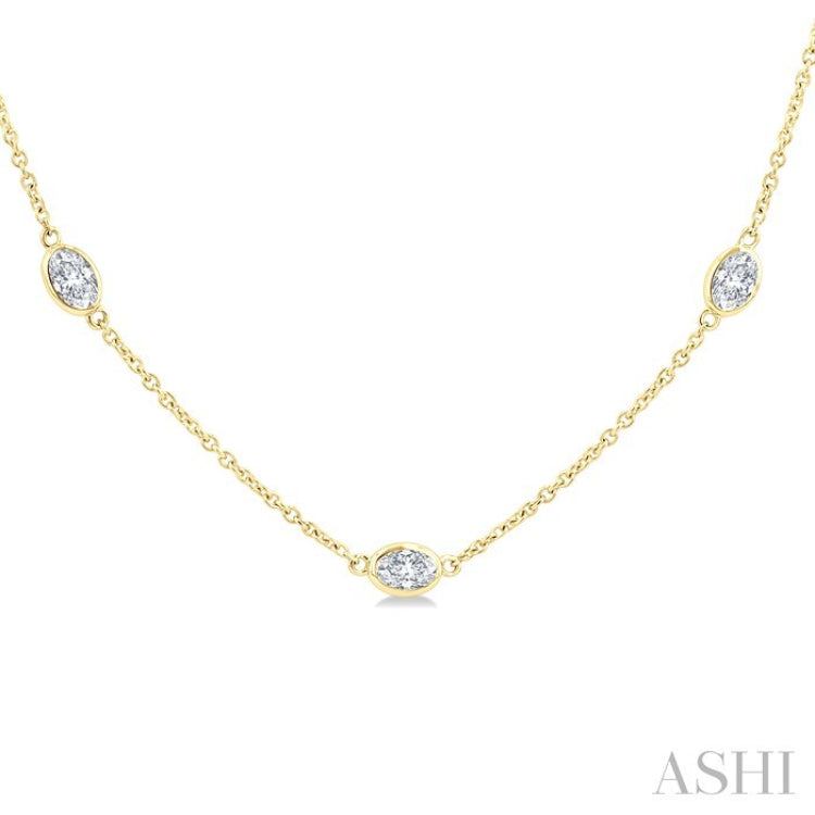 2 Ctw Oval Cut Diamond Fashion Station Necklace in 14K Yellow Gold