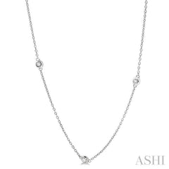 1/2 Ctw Round Cut Diamond Station Necklace in 14K White Gold