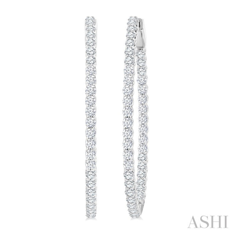 3 Ctw Inside-Out Round Cut Diamond 1/2-Inch Oval Hoop Earrings in 14K White Gold