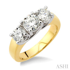 Round Shape Past Present & Future Diamond Engagement Ring