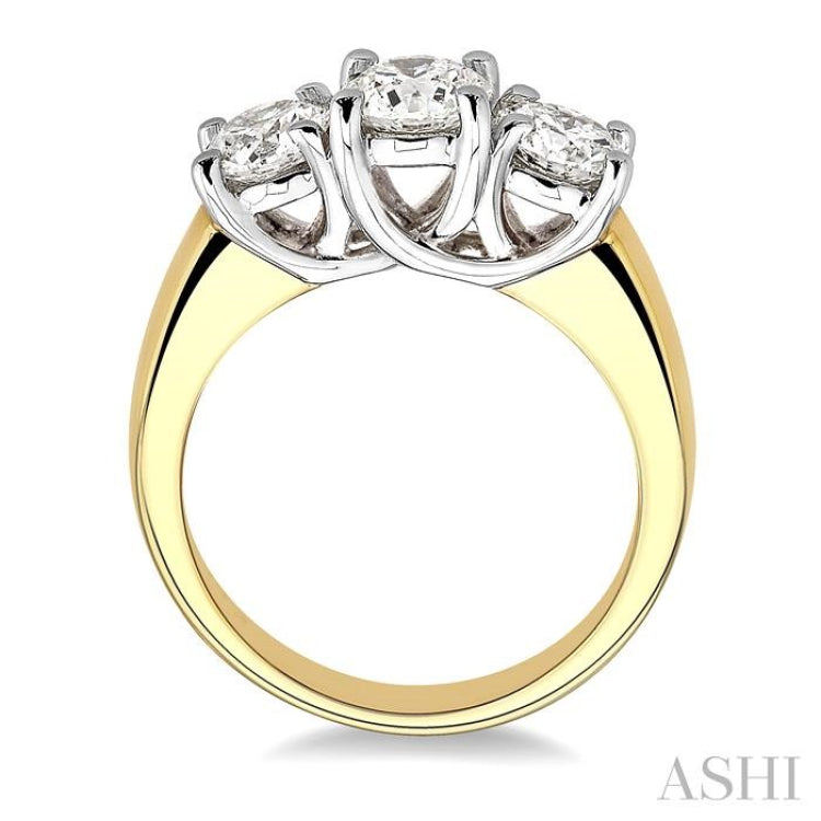 Round Shape Past Present & Future Diamond Engagement Ring