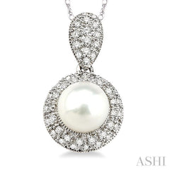 Pearl & Halo Diamond Pendant