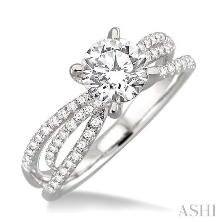 Round Shape Semi-Mount Diamond Engagement Ring