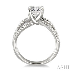 Round Shape Semi-Mount Diamond Engagement Ring