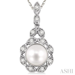 Pearl & Halo Diamond Fashion Pendant