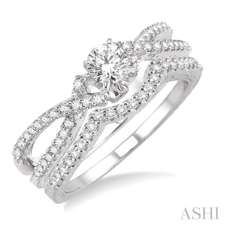 Round Shape Diamond Wedding Set