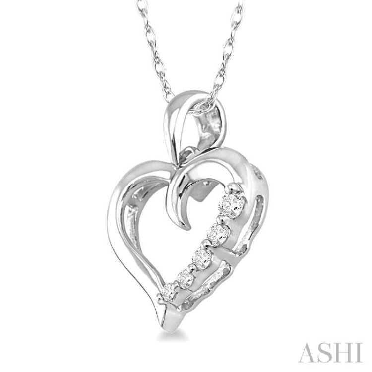 Heart Shape Journey Diamond Fashion Pendant