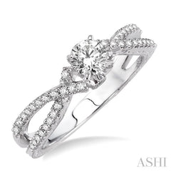 Round Shape Diamond Engagement Ring