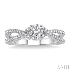 Round Shape Diamond Engagement Ring