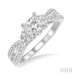 Princess Shape Diamond Engagement Ring