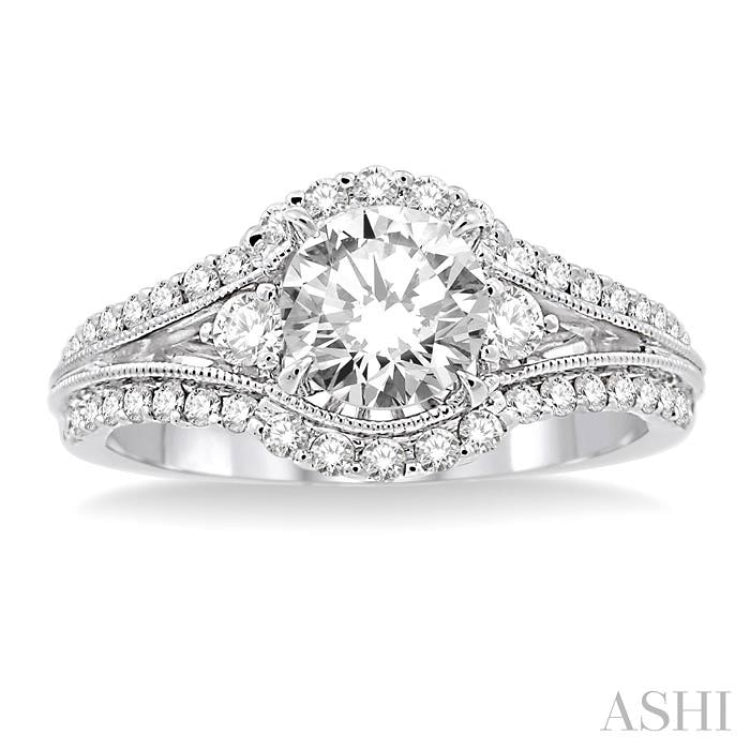 Round Shape Diamond Engagement Ring