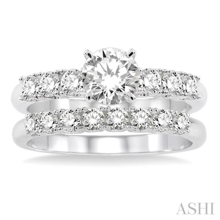 Round Shape Diamond Wedding Set