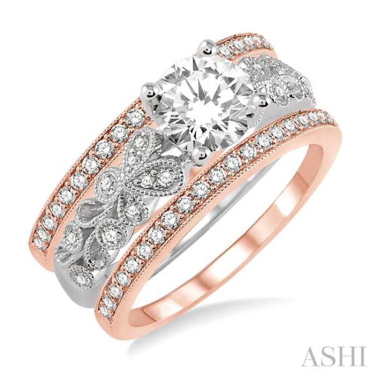 Round Shape Semi-Mount Diamond Ring Set