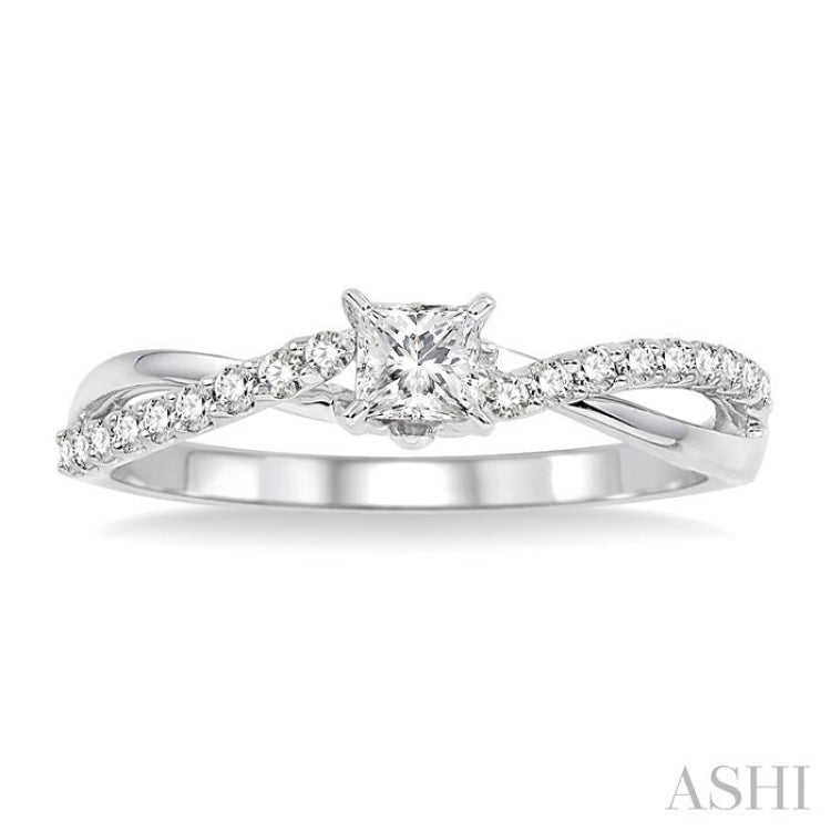 Princess Shape Diamond Engagement Ring