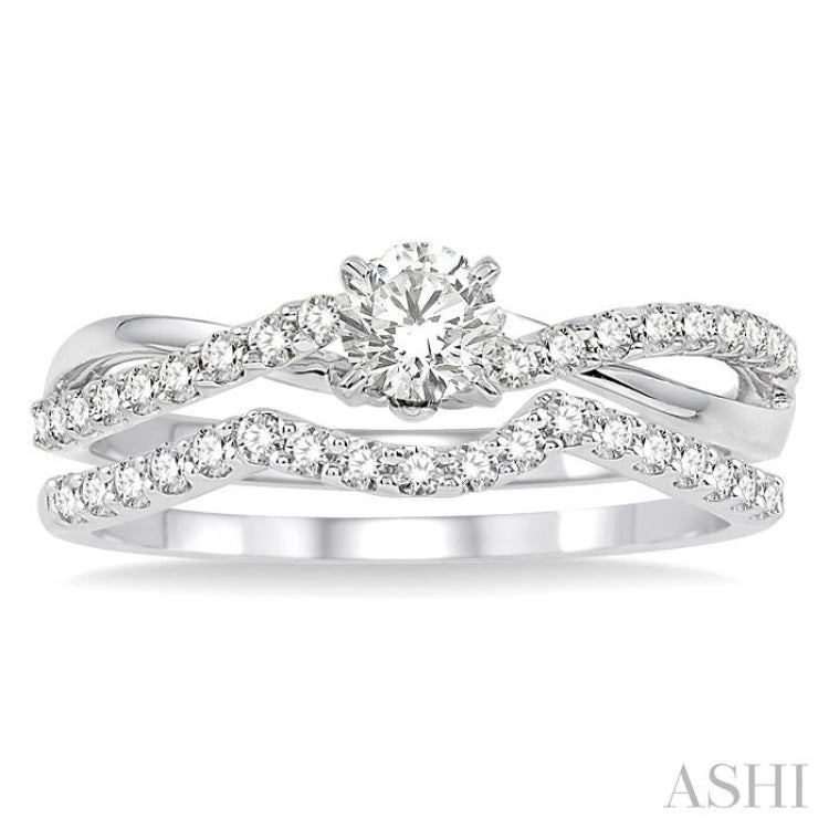 Round Shape Diamond Wedding Set