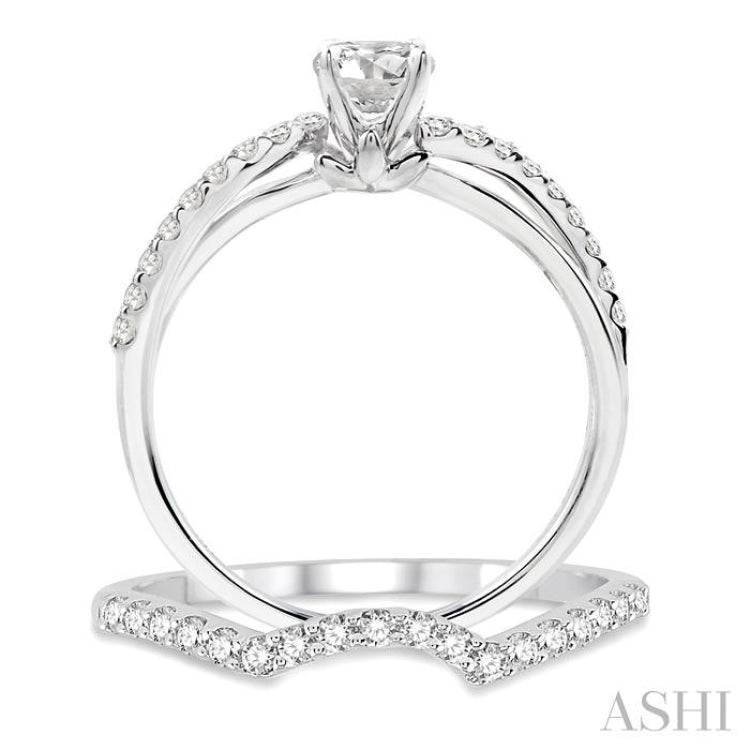 Round Shape Diamond Wedding Set